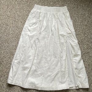 Abercrombie & Fitch white skirt